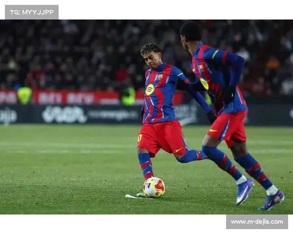 巴萨国王杯战马竞大名单公布，拉什福德、拉菲尼亚因伤缺席